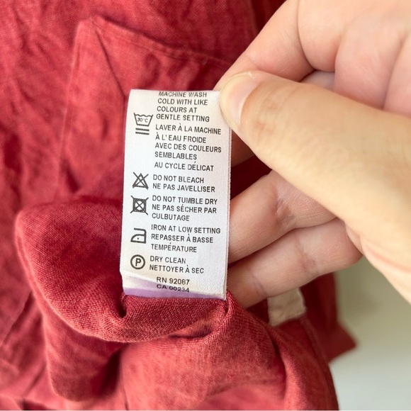 Saks Fifth Avenue men’s button down linen shirt - Picture 8 of 8